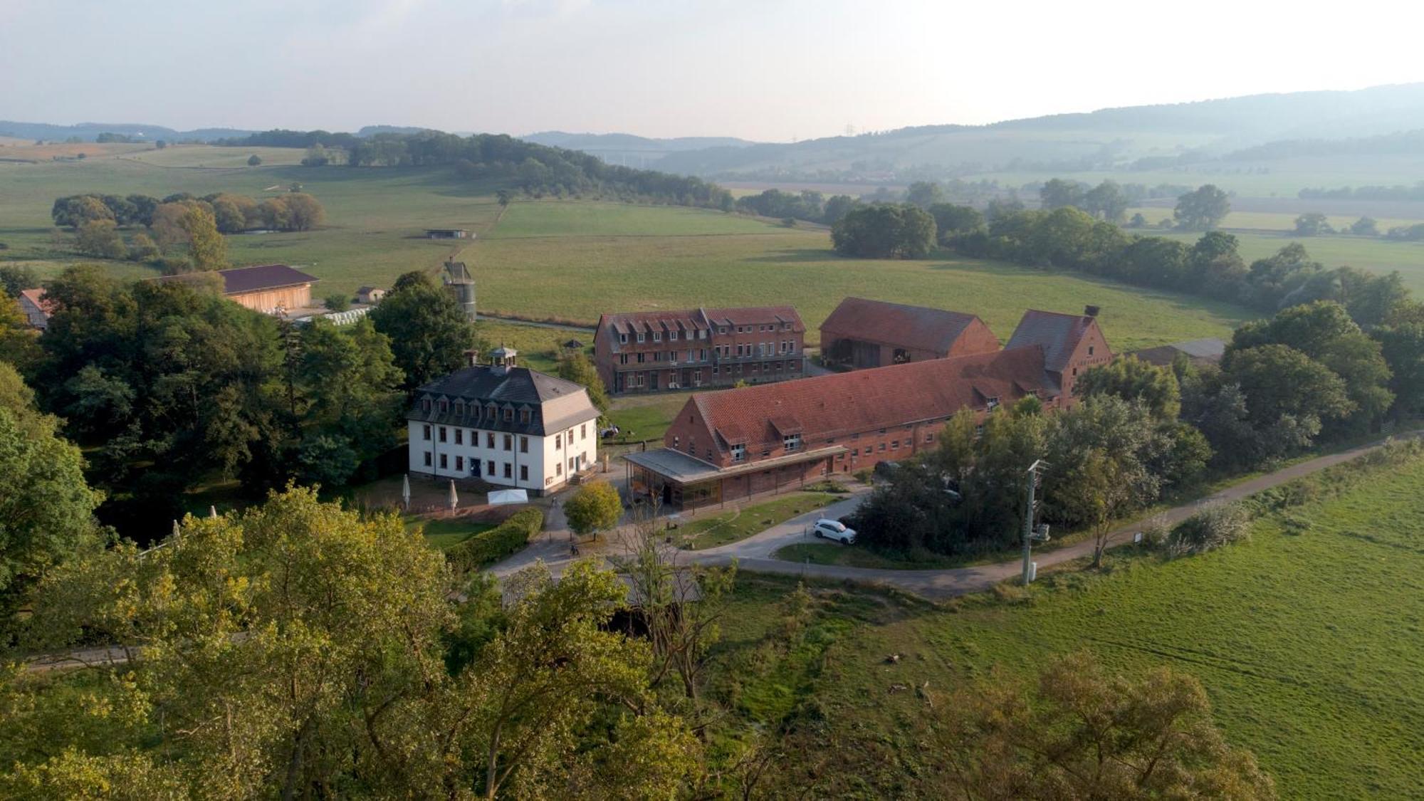 Biohotel Stiftsgut Wilhelmsgluecksbrunn Creuzburg Bagian luar foto