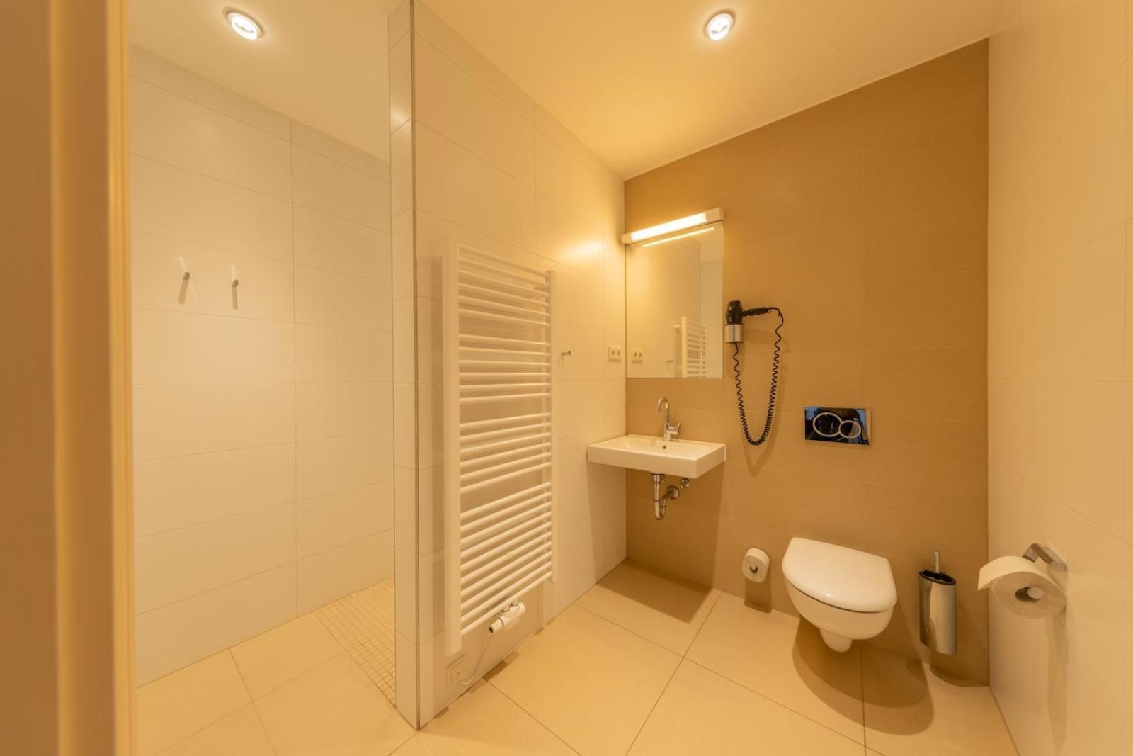 Biohotel Stiftsgut Wilhelmsgluecksbrunn Creuzburg Bagian luar foto